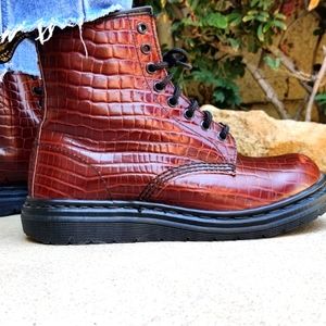 Vintage Dr. Martens Wedge Boots MIE